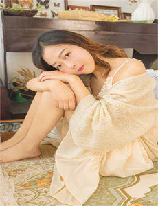 《美丽姑娘视频观看免费完整版》