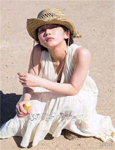 《日本美女性爱视频》